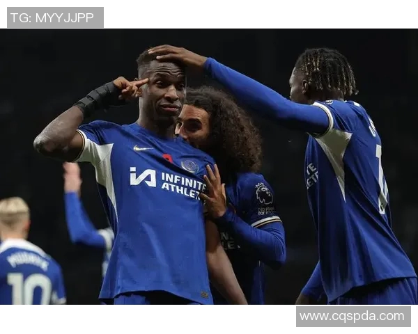 切尔西更衣室风波再起斯特林恩佐训练场激烈冲突内幕揭秘 切尔西更衣室风波再起斯特林恩佐训练场激烈冲突内幕揭秘