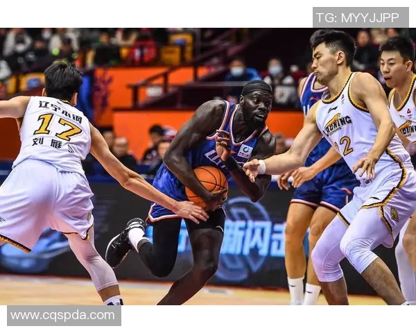CBA精彩对决广东队与深圳队比赛录像回顾与精彩瞬间分析