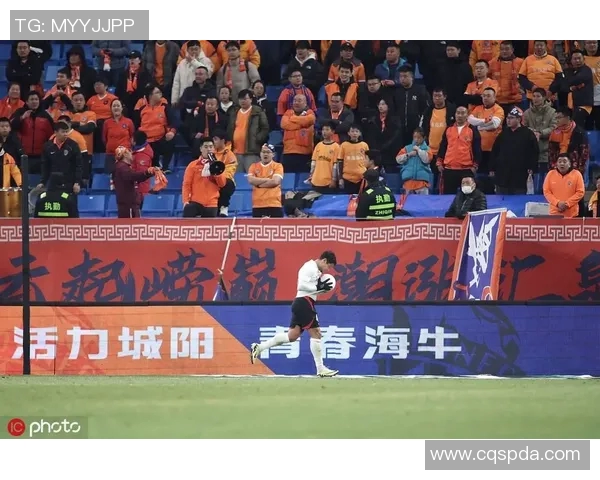 上海申鑫与新疆对决结果揭晓精彩瞬间回顾与分析