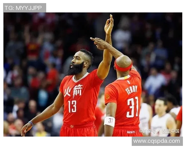 勇士与火箭激战四月二十八日CCTV直播精彩对决解析 勇士与火箭激战四月二十八日CCTV直播精彩对决解析