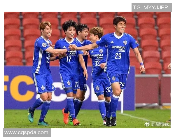 庆南队与蔚山现代队精彩对决集锦回顾展现足球魅力与激情瞬间