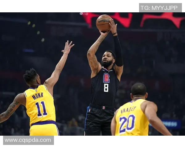 快船与国王激战正酣文字直播全程回顾与精彩瞬间分析 快船与国王激战正酣文字直播全程回顾与精彩瞬间分析