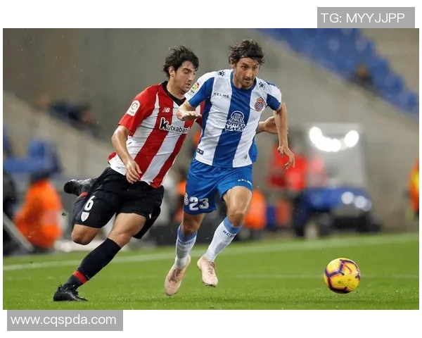 法国与西班牙友谊赛精彩对决两国足球豪门再度交锋引发期待 法国与西班牙友谊赛精彩对决两国足球豪门再度交锋引发期待