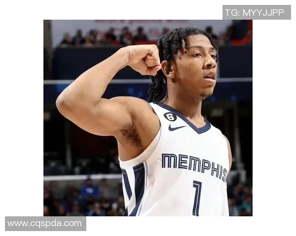 篮球明星钱德勒的辉煌职业生涯与场外生活的精彩瞬间揭秘